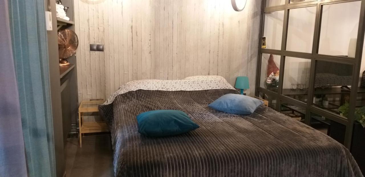 Agias Sofias Suite Salonicco Esterno foto